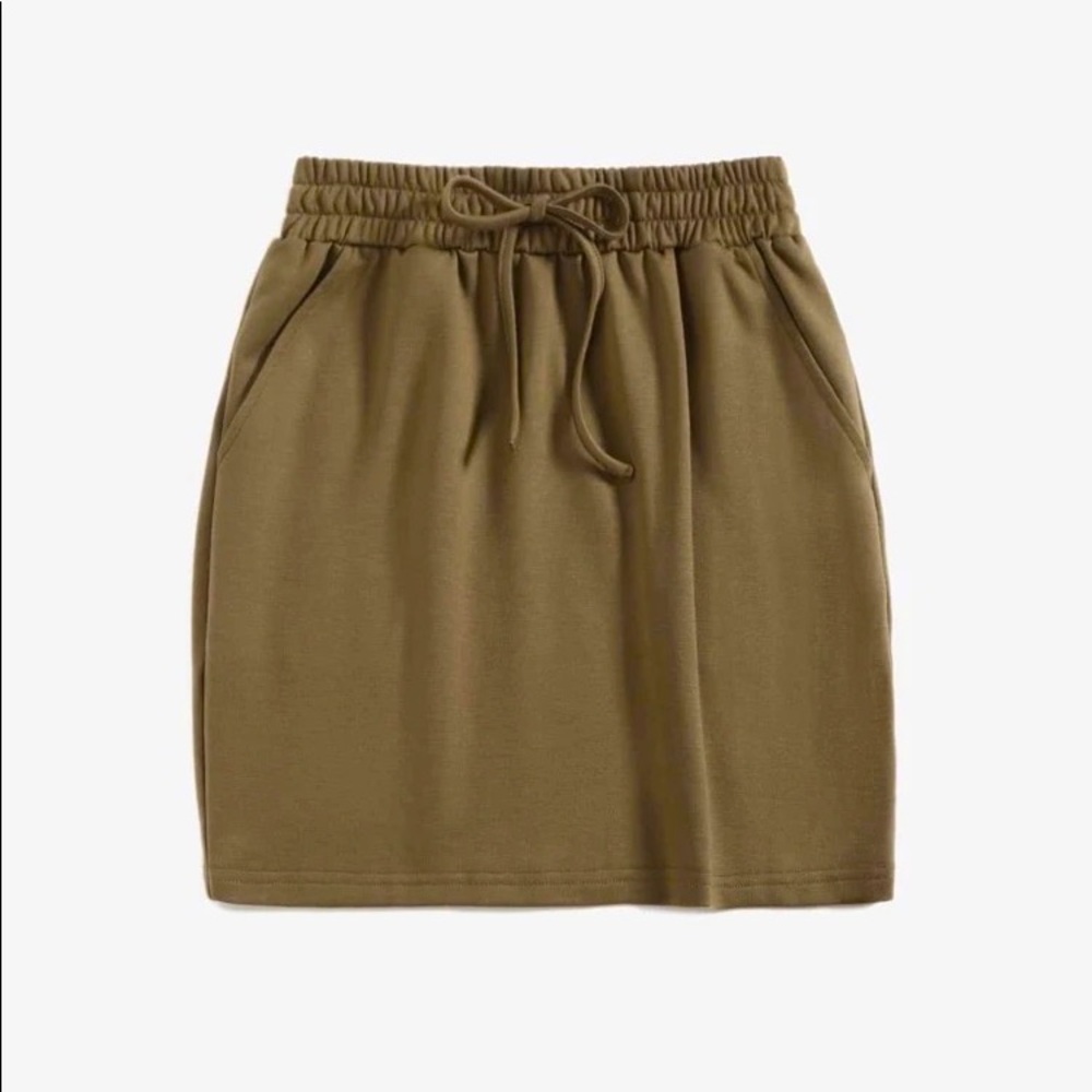 Solid Paperbag Waist Skirt